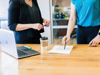 Due professioniste collaborano alla progettazione di un modello sostenibile per l’inclusione sociale di persone con disabilità