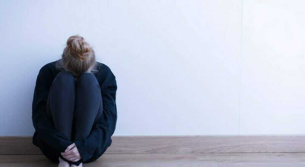 crisi-silenziosa-adolescenti-altravoce