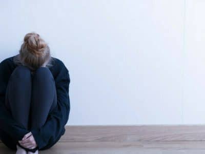 crisi-silenziosa-adolescenti-altravoce